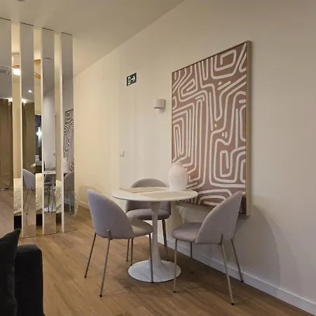 Apartamento Lhome Puerta De Ii *